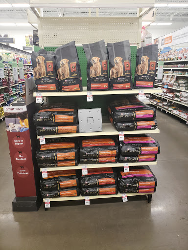 Pet Supply Store «PetSmart», reviews and photos, 1417 W Interstate 240 Service Rd, Oklahoma City, OK 73159, USA