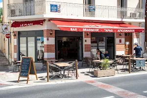 LE PLAZA Restaurant-Tapas image