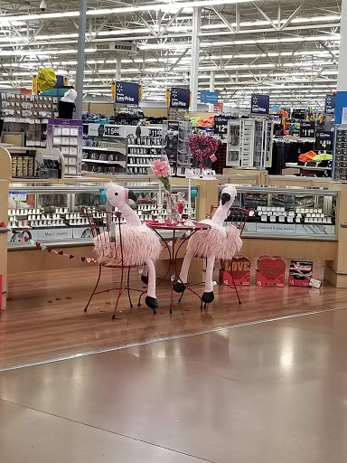 Department Store «Walmart Supercenter», reviews and photos, 12900 W Thunderbird Rd, El Mirage, AZ 85335, USA