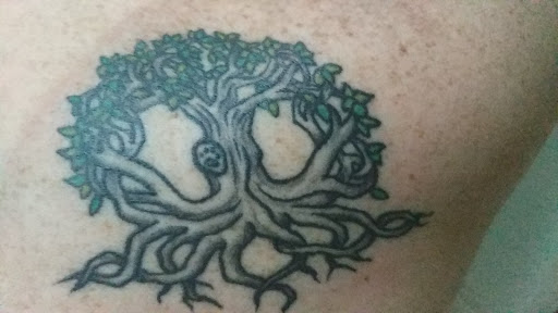 Tattoo Shop «Scapegoat Tattoos», reviews and photos, 245 S Court St, Medina, OH 44256, USA