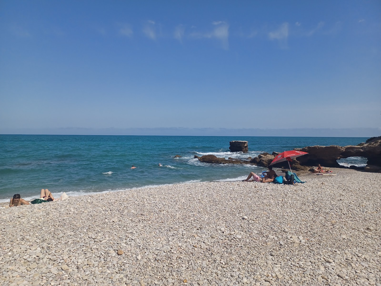 Photo de Cala de La Foradada avec un rivage spacieux