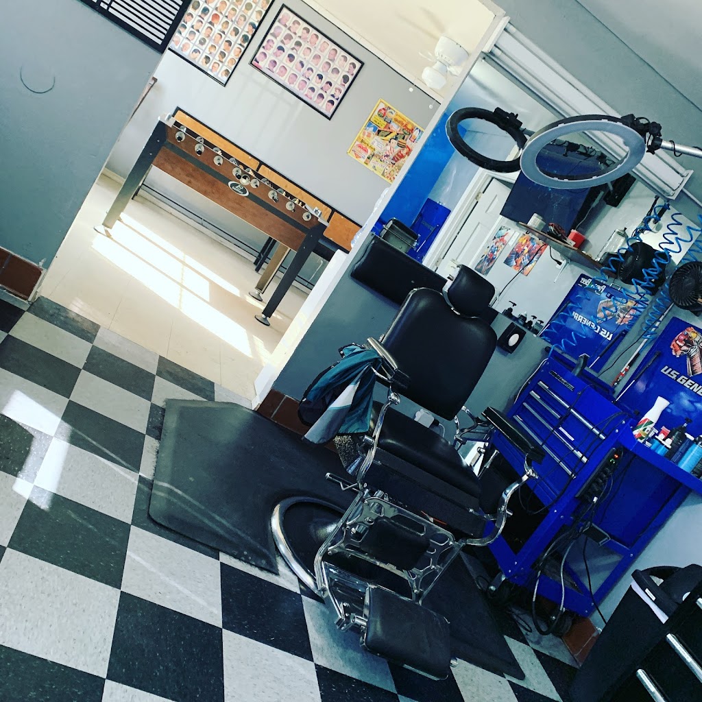 Big Vic’s Barbershop 93250