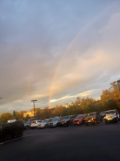 Car Dealer «Fair Oaks Chantilly Chrysler Jeep Dodge», reviews and photos, 4170 Auto Park Cir, Chantilly, VA 20151, USA