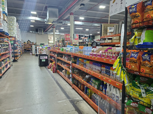 Supermarket «Rey Chavez Distributors Corporation», reviews and photos, 780 W 17th St, Hialeah, FL 33010, USA