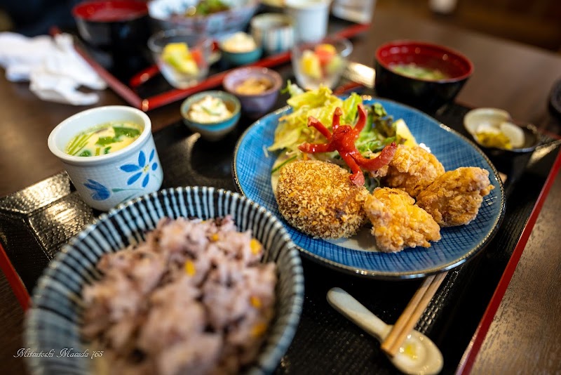 ごはん屋ぽん田