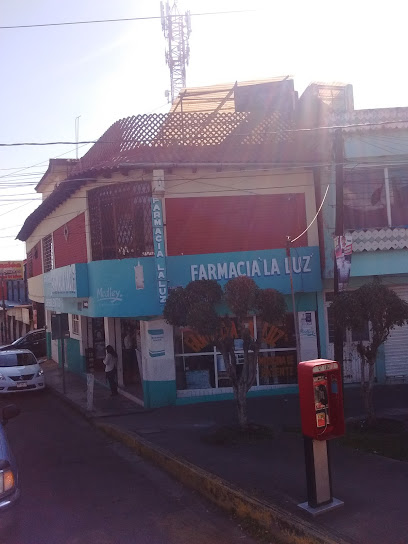 Farmacia La Luz Calle Francisco Villa, Constitución, 60050 Uruapan, Mich. Mexico