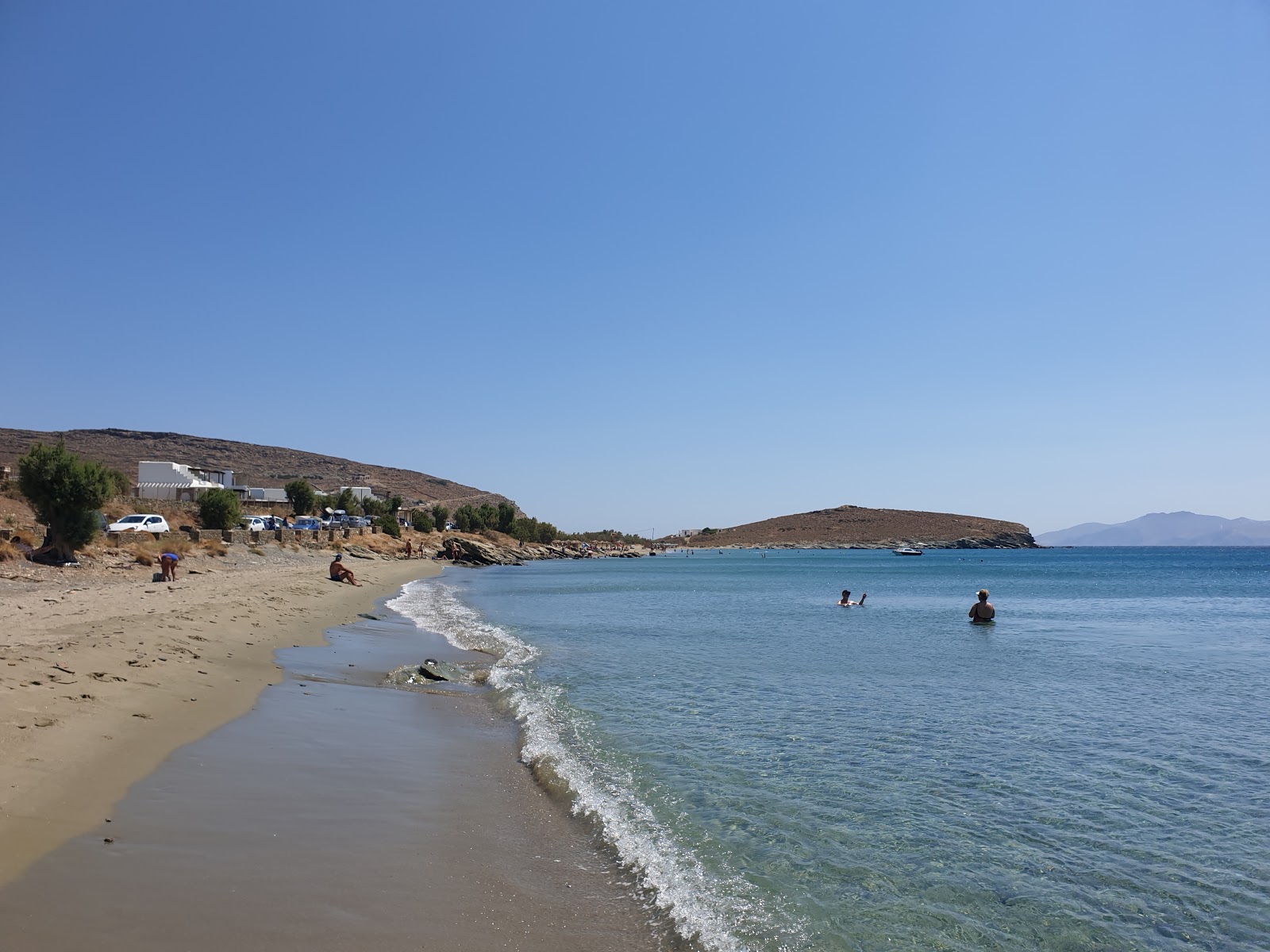 Foto van Agios Sostis met ruime baai