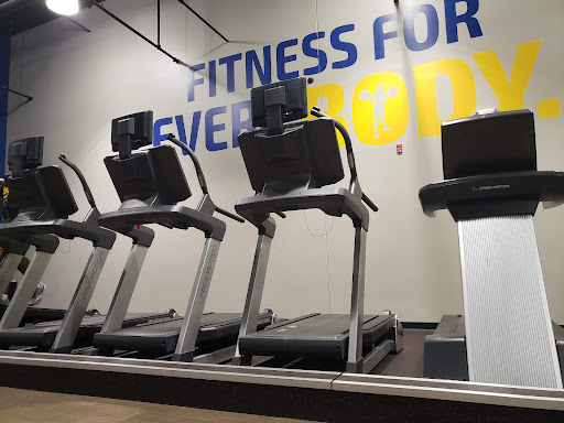 Gym «Club Fitness», reviews and photos, 957 Woodcrest Executive Dr, Creve Coeur, MO 63141, USA