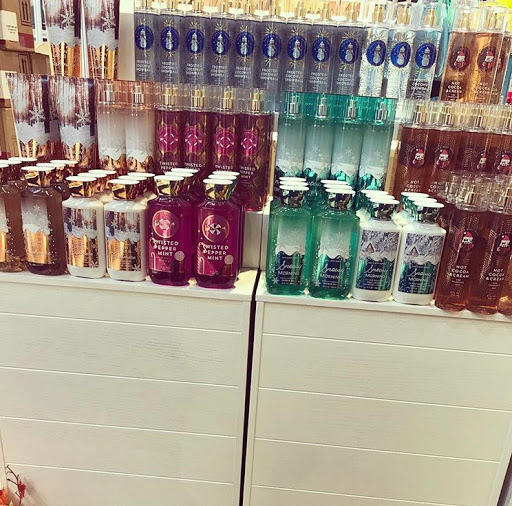 Beauty Supply Store «Bath & Body Works», reviews and photos, 275 Pavilion Pkwy, Fayetteville, GA 30214, USA