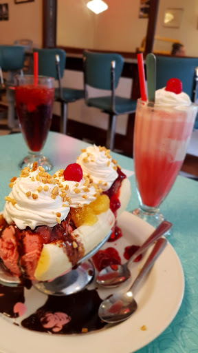 Ice Cream Shop «Old Town Slidell Soda Shop», reviews and photos, 301 Cousin St, Slidell, LA 70458, USA