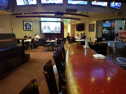 Arena Sports Bar & Grill