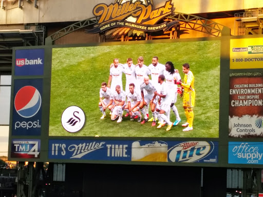 Stadium «Miller Park», reviews and photos, 1 Brewers Way, Milwaukee, WI 53214, USA