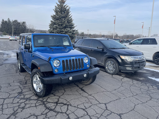 Car Dealer «Szott M-59 Chrysler Jeep», reviews and photos, 6700 Highland Rd, White Lake, MI 48383, USA