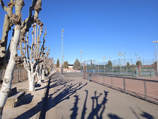 Los Olmos Polideportivo en Binéfar, Huesca