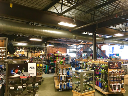 Camping Store «REI», reviews and photos, 1590 Leucadia Blvd, Encinitas, CA 92024, USA