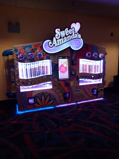 Movie Theater «Regal Cinemas Starlight 14 - Charlotte», reviews and photos, 11240 N Tryon St, Charlotte, NC 28262, USA