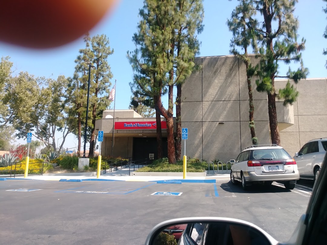 Bank of America (with Drive-thru ATM)