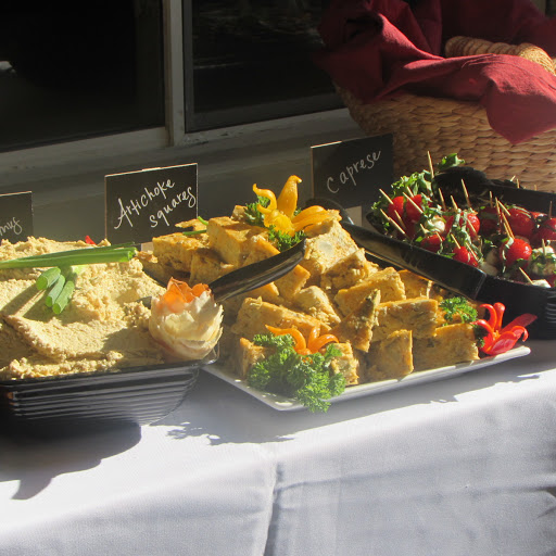 Bed & Breakfast «Red Leaf River Inn», reviews and photos, 146 Chestnut Walk Dr, Waynesville, NC 28786, USA