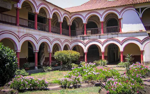 San Agustin cloister image