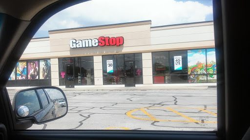 Video Game Store «GameStop», reviews and photos, 3011 S Glenstone Ave, Springfield, MO 65804, USA