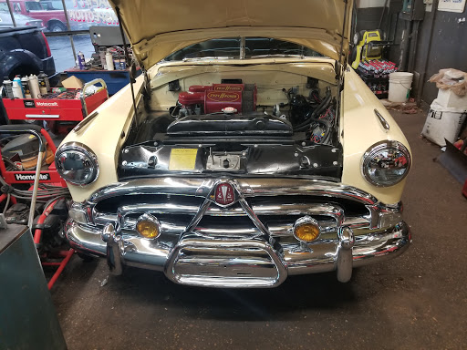 Auto Repair Shop «Fairlane Automotive», reviews and photos, 8120 W Oakton St, Niles, IL 60714, USA