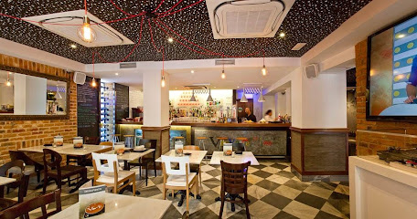 Restaurante Vivares - C/ de Hortaleza, 52, 28004 Madrid, Spain