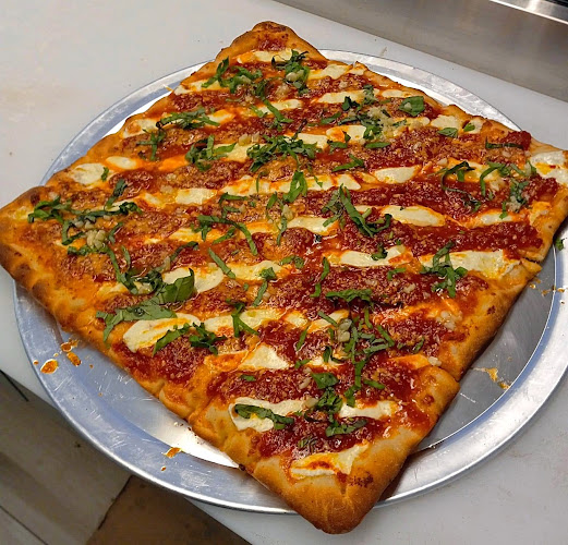 #4 best pizza place in Cocoa Beach - Bizzarro Pizza