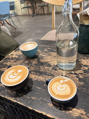 Paraguas Café - القطيف‎