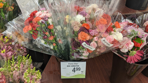 Grocery Store «Albertsons», reviews and photos, 3825 Alton Pkwy, Irvine, CA 92606, USA