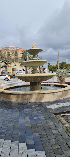 Clothing Store «Ross Dress for Less», reviews and photos, 2 Miracle Mile, Coral Gables, FL 33134, USA