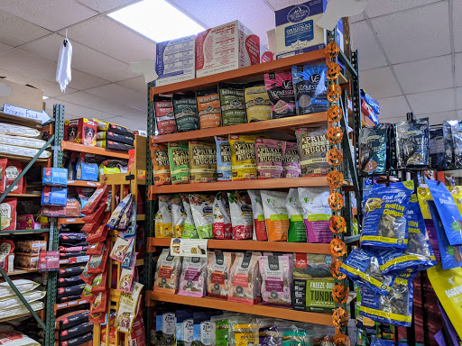 Pet Supply Store «Tams Pet Foods & Supplies», reviews and photos, 19305 Vanowen St, Reseda, CA 91335, USA