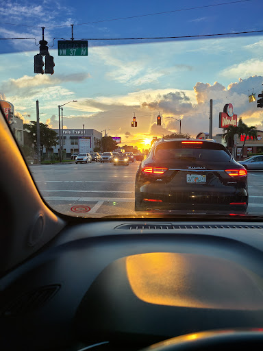 Grocery Store «Fresco y Más», reviews and photos, 3701 NW 7th St, Miami, FL 33126, USA