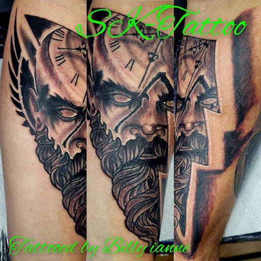 Find rooster tattoo ideas for your next unique tattoo in Meridian at SK-Tattoo1