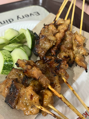Phone number for Whampoa Makan Place