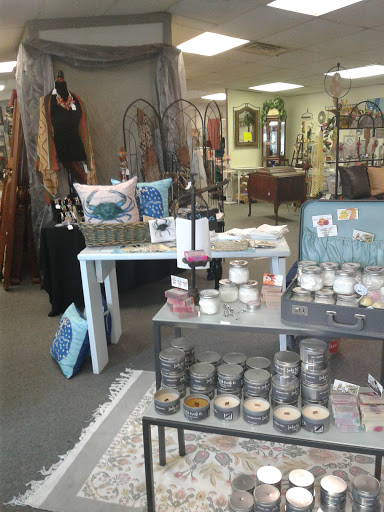 Consignment Shop «Baker Street Curiosity Shop», reviews and photos, 6780 Market St, Wilmington, NC 28405, USA