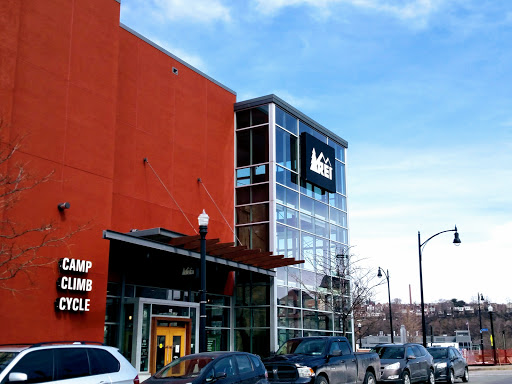 Camping Store «REI», reviews and photos, 412 S 27th St, Pittsburgh, PA 15203, USA