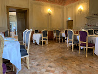 Atmosphère du Restaurant La Perrière - Younan Collection à Avrillé - n°5