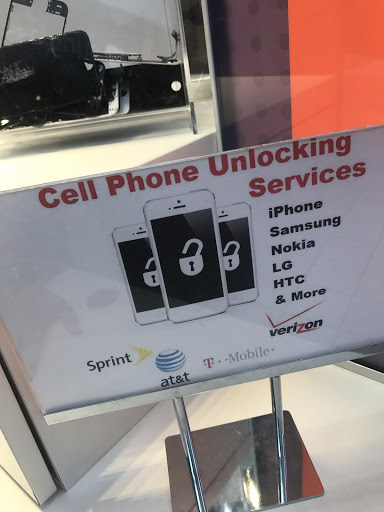 Electronics Repair Shop «Invisible Armor Iphone, Ipad, Samsung Repair, Buy, Sell And Unlock», reviews and photos, 394 S Tustin St, Orange, CA 92866, USA