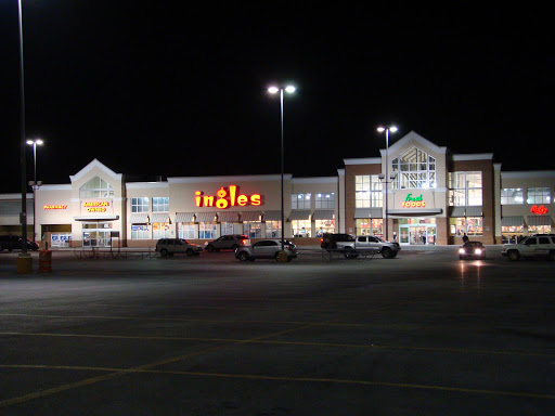 Supermarket «Ingles Markets», reviews and photos, 285 N Broad St, Winder, GA 30680, USA