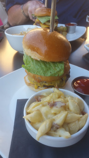 Restaurant «OTP Tap and Grill», reviews and photos, 1475 Holcomb Bridge Rd, Roswell, GA 30076, USA