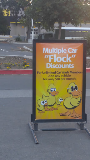 Car Wash «Quick Quack Car Wash - Citrus Heights», reviews and photos, 8017 Greenback Ln, Citrus Heights, CA 95610, USA