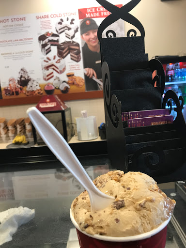 Ice Cream Shop «Cold Stone Creamery», reviews and photos, 5705 Richards Valley Rd, Ellicott City, MD 21043, USA