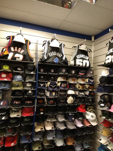 Shopping Mall «Rio Grande Valley Premium Outlets», reviews and photos, 5001 E Expy 83, Mercedes, TX 78570, USA