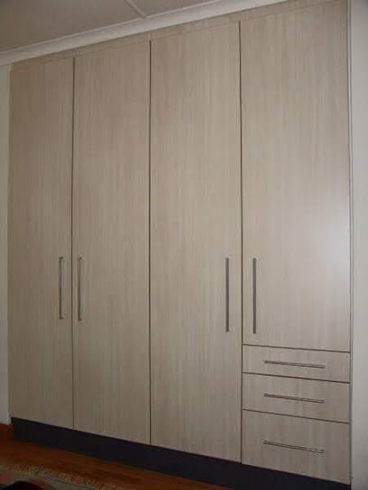 R kitchens units , wardrobes built in and all furniture repairs