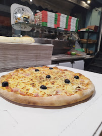 Plats et boissons du Pizzeria Clem's Pizza à Vichy - n°1