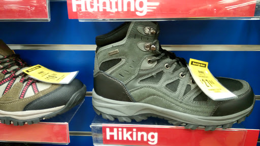 Sporting Goods Store «Big 5 Sporting Goods - Longview», reviews and photos, 600 Triangle Shopping Center #150, Longview, WA 98632, USA