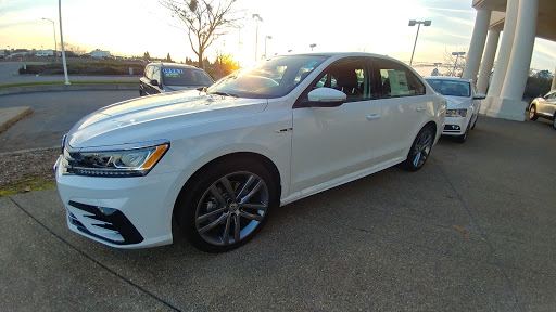 Car Dealer «Folsom Lake Volkswagen», reviews and photos, 12565 Auto Mall Cir, Folsom, CA 95630, USA