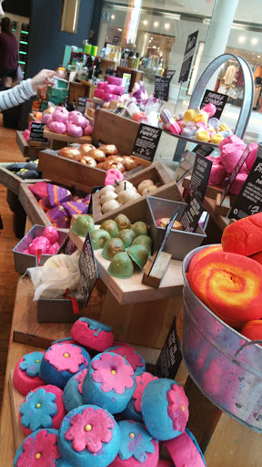 Cosmetics Store «Lush Cosmetics», reviews and photos, 6401 Bluebonnet Blvd #1028, Baton Rouge, LA 70836, USA