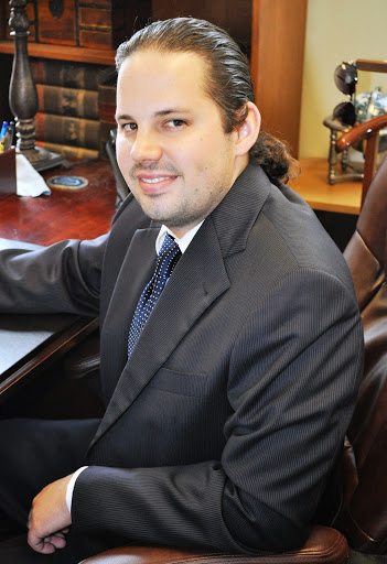 Chris Colavecchio Attorney