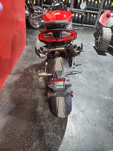 Motorcycle Dealer «Powersports of Palm Beach», reviews and photos, 1422 10th St, Lake Park, FL 33403, USA